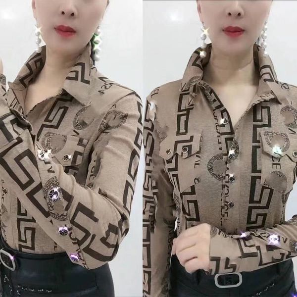 spring/summer 2020 new printed shirt with lapel and long sleeve, fashion slim and elegant. exempt postage, White
spring/summer 2020 new printed shirt with lapel and long sleeve, fashion slim and elegant. exempt postage, White