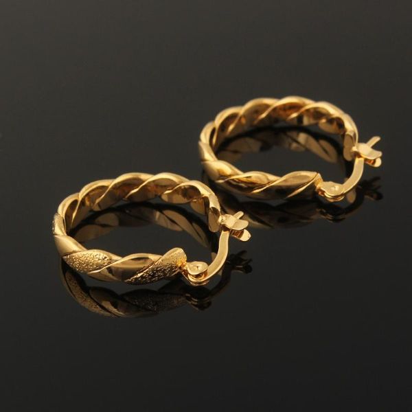 hoop & huggie earrings for women party beautiful decoration gold color winding fashion jewelry, Golden;silver
hoop & huggie earrings for women party beautiful decoration gold color winding fashion jewelry, Golden;silver