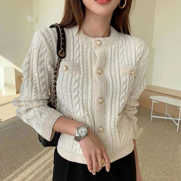korean style chic knit cardigan women autumn winter o neck twist sweater sweet pearl button long sleeve outerwear coat, White;black
korean style chic knit cardigan women autumn winter o neck twist sweater sweet pearl button long sleeve outerwear coat, White;black