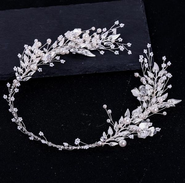 hair accessories handmade rhinestone imitation pearl women's bride crown band holiday party gift clips headbands for women
hair accessories handmade rhinestone imitation pearl women's bride crown band holiday party gift clips headbands for women
