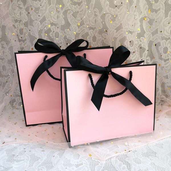 100pcs custom logo gift bag boxes ,paper commodity bags large size gold present bag for pajamas clothes packaging eith handle
100pcs custom logo gift bag boxes ,paper commodity bags large size gold present bag for pajamas clothes packaging eith handle