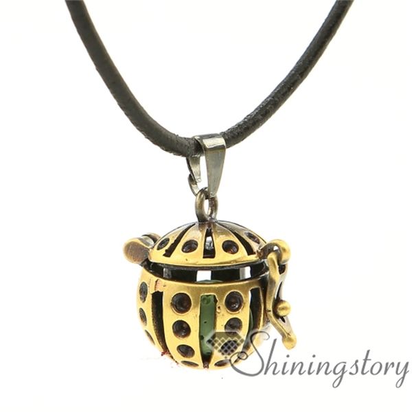 openwork metal volcanic stone jewelry aromatherapy wholesale perfume necklace diffuser pendant necklaces
openwork metal volcanic stone jewelry aromatherapy wholesale perfume necklace diffuser pendant necklaces