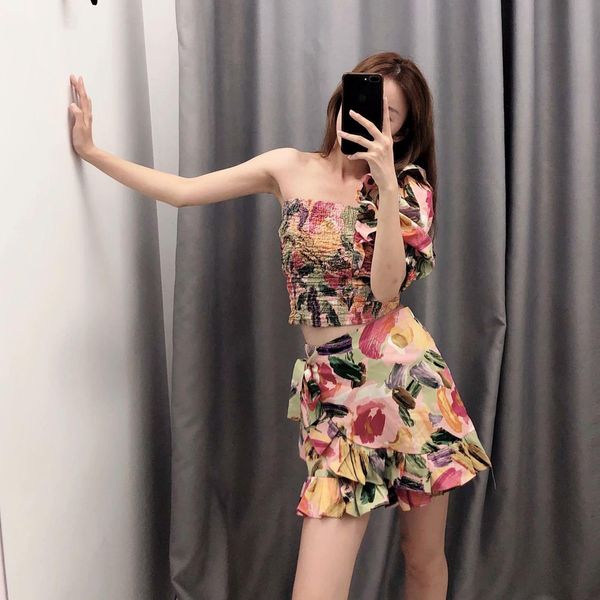 2020 one shoulder off the shoulder crop ruffles mini skirt women two piece set outfits, Gray
2020 one shoulder off the shoulder crop ruffles mini skirt women two piece set outfits, Gray