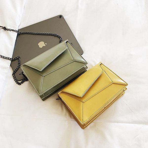 superior2020 exceed ins fire bag woman joker texture small square package western style chain
superior2020 exceed ins fire bag woman joker texture small square package western style chain