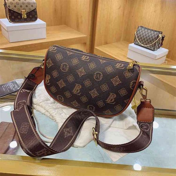 2022 factory outlet bag female autumn winter new fashion foreign style one shoulder messenger net red versatile boston old flower bag v52u
2022 factory outlet bag female autumn winter new fashion foreign style one shoulder messenger net red versatile boston old flower bag v52u