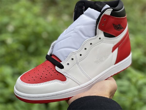 new classic basketball shoes jumpman 1 high og heritage white red toe women basketball shoe outdoor trainers sports with original box
new classic basketball shoes jumpman 1 high og heritage white red toe women basketball shoe outdoor trainers sports with original box