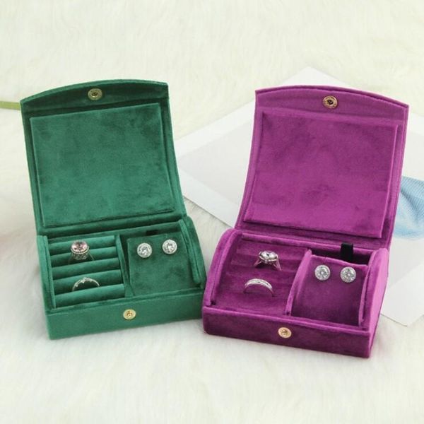 1pcs 10.5x8.2x4.5cm portable jewelry box mesh red with ins style exquisite earrings pendant jewelry box ring
1pcs 10.5x8.2x4.5cm portable jewelry box mesh red with ins style exquisite earrings pendant jewelry box ring