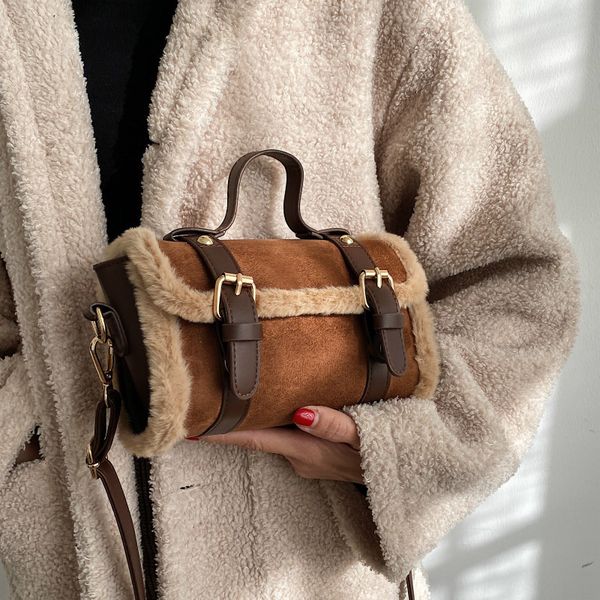 net red ins women 2020 new fashion small designer single shoulder messenger bag
net red ins women 2020 new fashion small designer single shoulder messenger bag