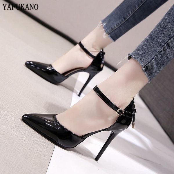 dress shoes nude color high heels fashion thin butterfly-knot patent leather middle hollow womens elegant party pumps, Black
dress shoes nude color high heels fashion thin butterfly-knot patent leather middle hollow womens elegant party pumps, Black