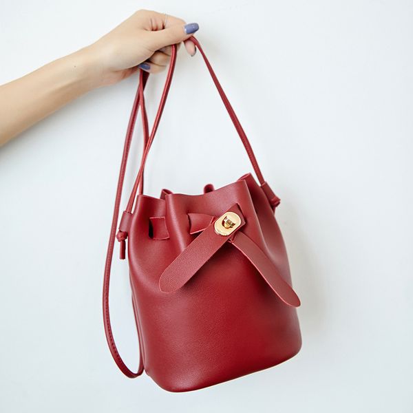 mini shoulder bucket bag women handbags 2019 female mobile phone change purse small crossbody/messenger bag for teenage girls
mini shoulder bucket bag women handbags 2019 female mobile phone change purse small crossbody/messenger bag for teenage girls