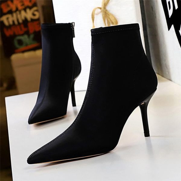 boots 2021 winter women pointed toe sock short 8cm medium high heels soft silk ankle female stiletto club shoes, Black
boots 2021 winter women pointed toe sock short 8cm medium high heels soft silk ankle female stiletto club shoes, Black