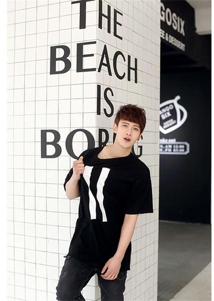 large large summer lovers short sleeve t-shirt loose medium length with zipper on both sides and pattern on back for students, White;black
large large summer lovers short sleeve t-shirt loose medium length with zipper on both sides and pattern on back for students, White;black