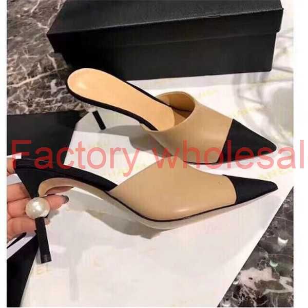 women fur slippers fox fur slides fox hair flip flops fluffy high heel furry house slipper woman fur sandals, Black
women fur slippers fox fur slides fox hair flip flops fluffy high heel furry house slipper woman fur sandals, Black