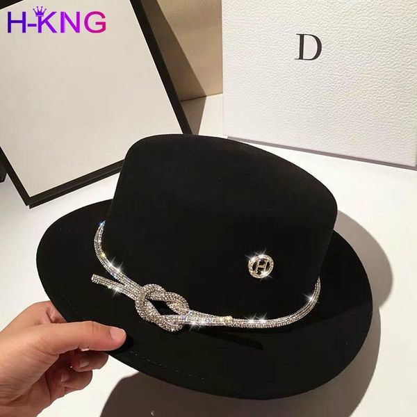 spring and winter new wool black white flat-ed hat for women is version of chain rhinestone fashion women's cap1, Blue;gray
spring and winter new wool black white flat-ed hat for women is version of chain rhinestone fashion women's cap1, Blue;gray