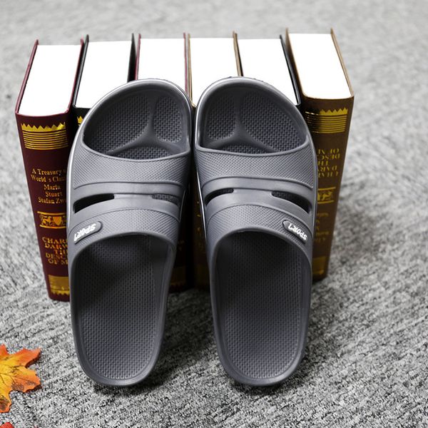 factory direct sales 2020 winter new indoor bathroom mens slippers eva household non-slip soft-soled slippers, Black
factory direct sales 2020 winter new indoor bathroom mens slippers eva household non-slip soft-soled slippers, Black