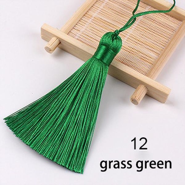wholesale 12pcs lot 8cm short fat tassel silk fringe sewing bang tassel trim decorative key tassels for curtain home decoration h jlllrp 
wholesale 12pcs lot 8cm short fat tassel silk fringe sewing bang tassel trim decorative key tassels for curtain home decoration h jlllrp