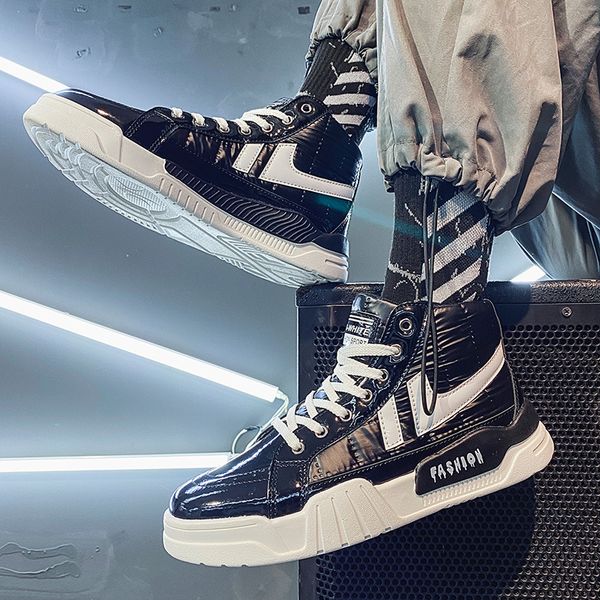 2020 new men's shoes waterproof down cloth high shoes men's versatile casual board shoes in autumn and winter c1212, Black;white
2020 new men's shoes waterproof down cloth high shoes men's versatile casual board shoes in autumn and winter c1212, Black;white