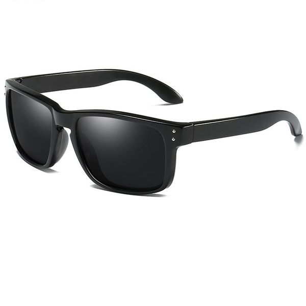 sunglasses classic plastic frame italy designed men women fashion polarized coating sunglass sun glasses, White;black
sunglasses classic plastic frame italy designed men women fashion polarized coating sunglass sun glasses, White;black