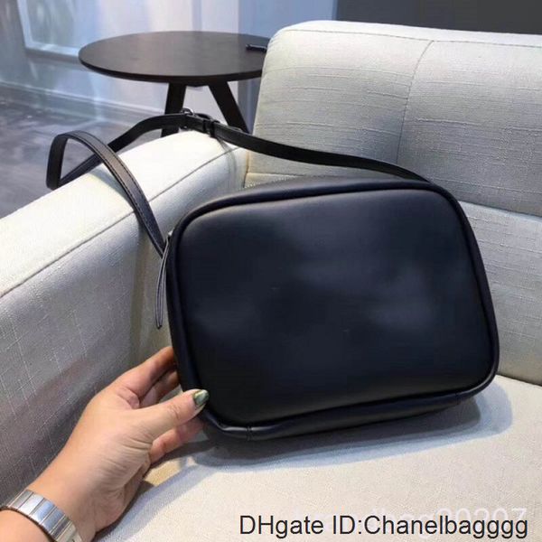 new arrival purse bags women crossbody handbags designer 24cm popular female shoulder bag
new arrival purse bags women crossbody handbags designer 24cm popular female shoulder bag
