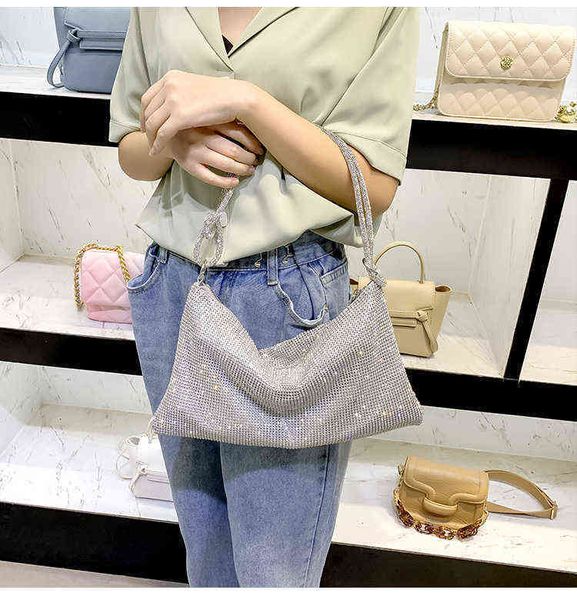 handle shoulder bags rhinestones evening clutch crystal diamonds dinner party wedding purses and handbag luxury designer tote 1115
handle shoulder bags rhinestones evening clutch crystal diamonds dinner party wedding purses and handbag luxury designer tote 1115