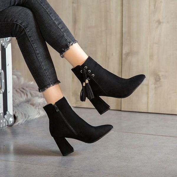boots big size elegant fringed lace side zipper velvet round-headed thick-heeled lady's, Black
boots big size elegant fringed lace side zipper velvet round-headed thick-heeled lady's, Black