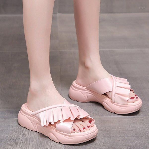 women summer slippers lace trimming fashion platform shoes 2020 new fashion slippers non-slip basic mid heel1, Black
women summer slippers lace trimming fashion platform shoes 2020 new fashion slippers non-slip basic mid heel1, Black