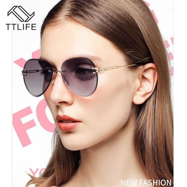 ttlife cut clips vintage women sunglasses gradient multi-color marine lenses sun glasses round frog mirror metal frames pink1, White;black
ttlife cut clips vintage women sunglasses gradient multi-color marine lenses sun glasses round frog mirror metal frames pink1, White;black