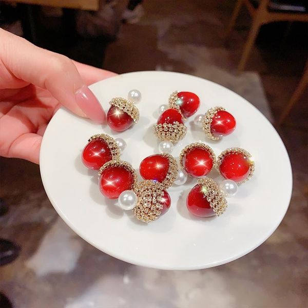 2021 tasty jewelry for enchanting girls 925 silver sterling with pearl zircon brilliant red cherry 14k gold earrings for women
2021 tasty jewelry for enchanting girls 925 silver sterling with pearl zircon brilliant red cherry 14k gold earrings for women
