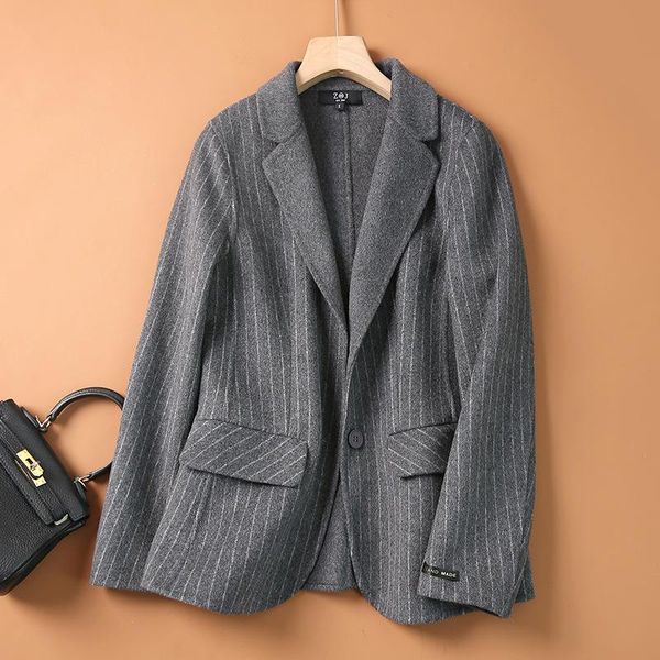 women's suits & blazers 2021 spring women striped wool blazer 90% office lady two pocket jacket autumn double sided coat female, White;black
women's suits & blazers 2021 spring women striped wool blazer 90% office lady two pocket jacket autumn double sided coat female, White;black