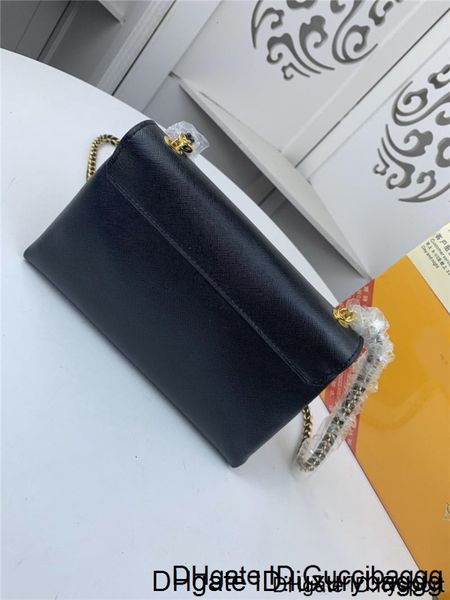 designer crossbody messenger сумки новое прибытие pochette thelma роскошные сумки кошельки подлинная кожа высококачественная цепная цепь
designer crossbody messenger сумки новое прибытие pochette thelma роскошные сумки кошельки подлинная кожа высококачественная цепная цепь