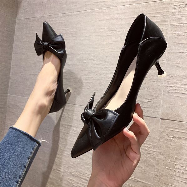 2020 autumn new fashion leather from shallow mouth plutonium stilettos professional single women's shoes five.5cm jump sgaz, Black
2020 autumn new fashion leather from shallow mouth plutonium stilettos professional single women's shoes five.5cm jump sgaz, Black