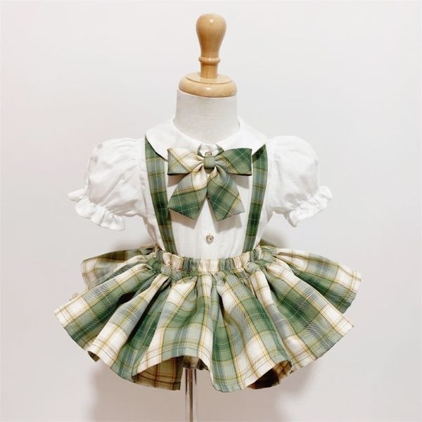 baby girl formal clothes set white shirt+suspender skirt+bow tie 3pcs summer child clothing set outfit baby clothes suit 1-7y 220307
baby girl formal clothes set white shirt+suspender skirt+bow tie 3pcs summer child clothing set outfit baby clothes suit 1-7y 220307