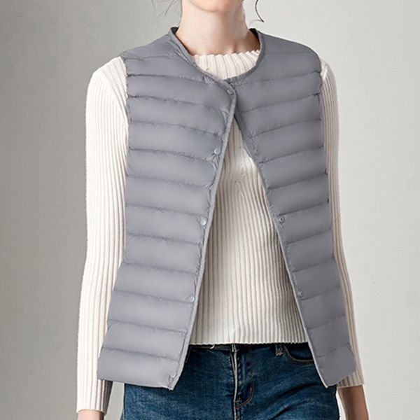 2020 winter vest female women's plus size sleeveless jacket warm waistcoat autumn lightweight white duck down vests women lj201204, Black;white
2020 winter vest female women's plus size sleeveless jacket warm waistcoat autumn lightweight white duck down vests women lj201204, Black;white