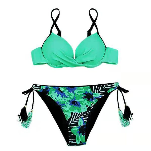 2020 new fast selling popular candy color digital print open back european and american split bikini swimsuit for women 742
2020 new fast selling popular candy color digital print open back european and american split bikini swimsuit for women 742