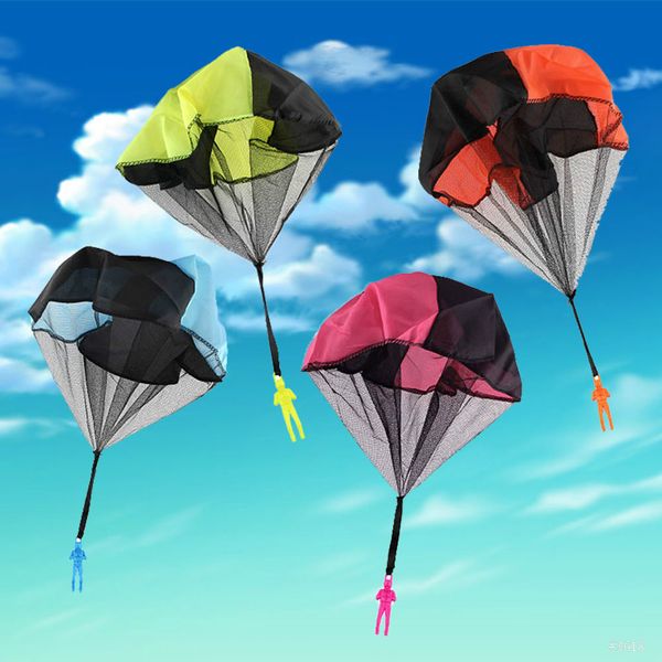 hand throwing mini play soldier parachute toys for kids outdoor fun sports children's educational parachute games 
hand throwing mini play soldier parachute toys for kids outdoor fun sports children's educational parachute games