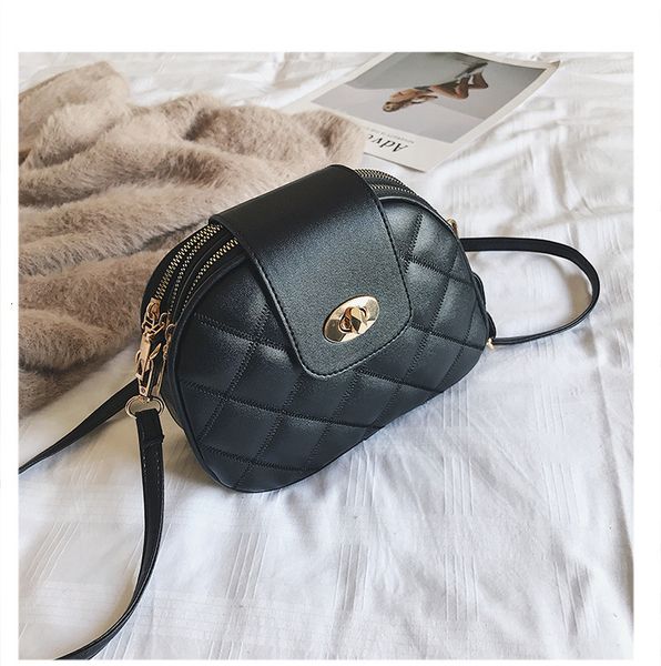 hbp non-brand bag 2021 korean mini black women's messenger new fashion lingge three layer women's sport.0018
hbp non-brand bag 2021 korean mini black women's messenger new fashion lingge three layer women's sport.0018