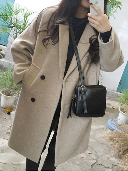 women's mid-length autumn and winter new korean hepburn style versatile black woolen coat thickened
women's mid-length autumn and winter new korean hepburn style versatile black woolen coat thickened