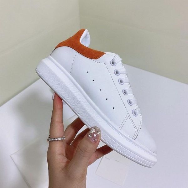 a1 all leather low kids sports skateboard shoes originals mq sole buffer foam vacuum casual sports shoes 24-35, Black;red
a1 all leather low kids sports skateboard shoes originals mq sole buffer foam vacuum casual sports shoes 24-35, Black;red