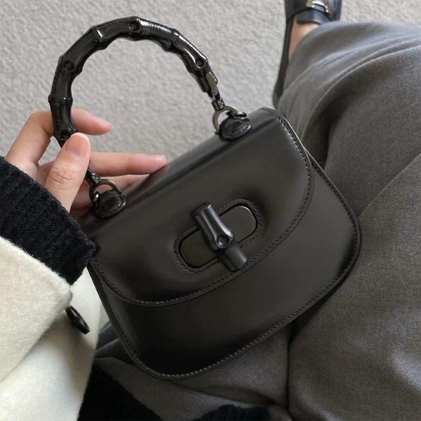 2022 women's men bamboo handbags genuine leather bags handbags purse wallet fashion luxury designer vintage crossbody shoulder bag
2022 women's men bamboo handbags genuine leather bags handbags purse wallet fashion luxury designer vintage crossbody shoulder bag