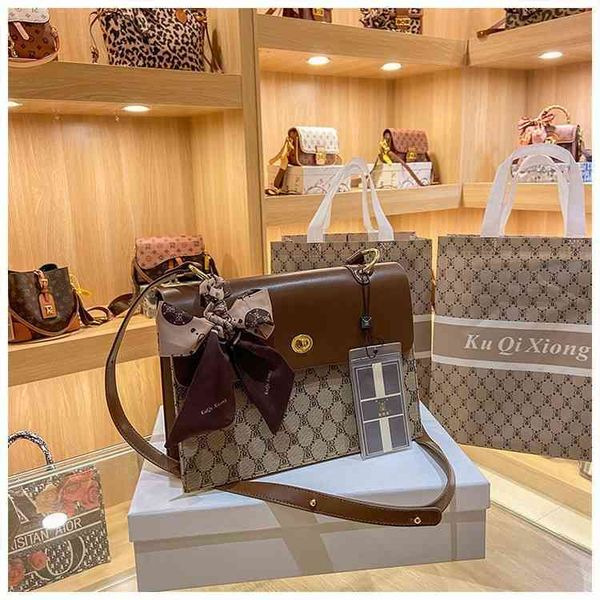 75% off handbag factory store bag women trend portable women's large capacity diagonal single shoulder pillow
75% off handbag factory store bag women trend portable women's large capacity diagonal single shoulder pillow