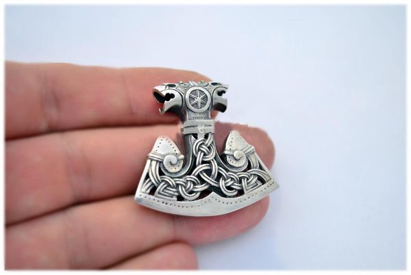 pendant necklaces huge slavic perun's axe necklace pagan jewelry( light version), Silver
pendant necklaces huge slavic perun's axe necklace pagan jewelry( light version), Silver