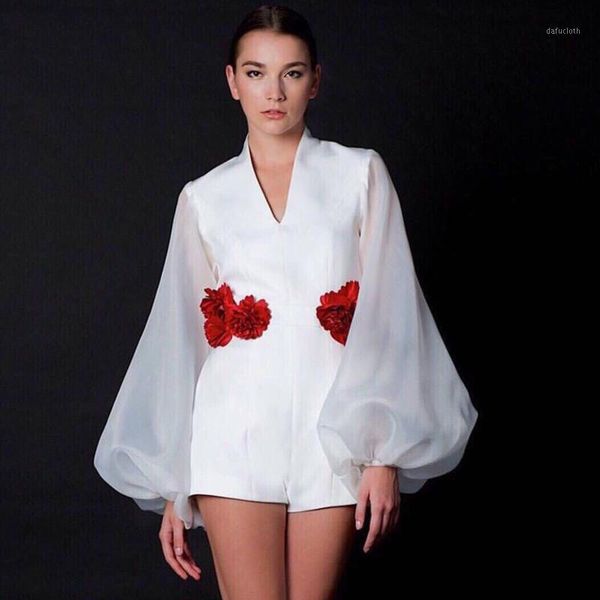new european runway looks v-neck organza big jumpsuits stereo pint lantern sleeve pocket conjoined at the shorts1, Black;white
new european runway looks v-neck organza big jumpsuits stereo pint lantern sleeve pocket conjoined at the shorts1, Black;white