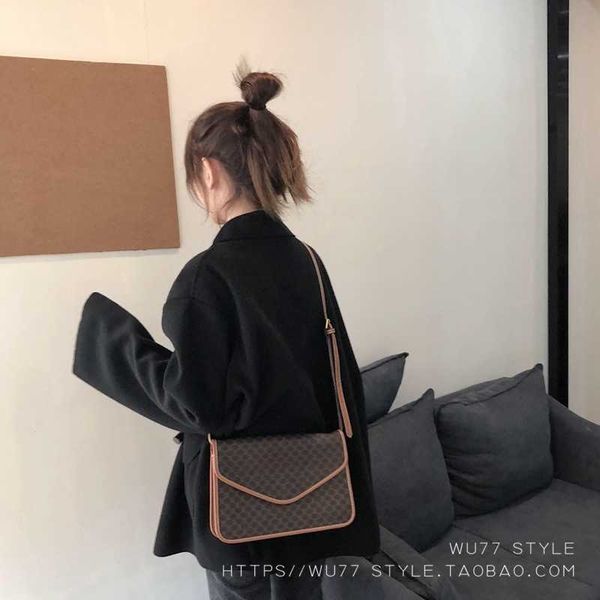 classical brown flower women messenger hand tote crossbody bag vintage brand leather handbag clutch diamond lattice handbags
classical brown flower women messenger hand tote crossbody bag vintage brand leather handbag clutch diamond lattice handbags