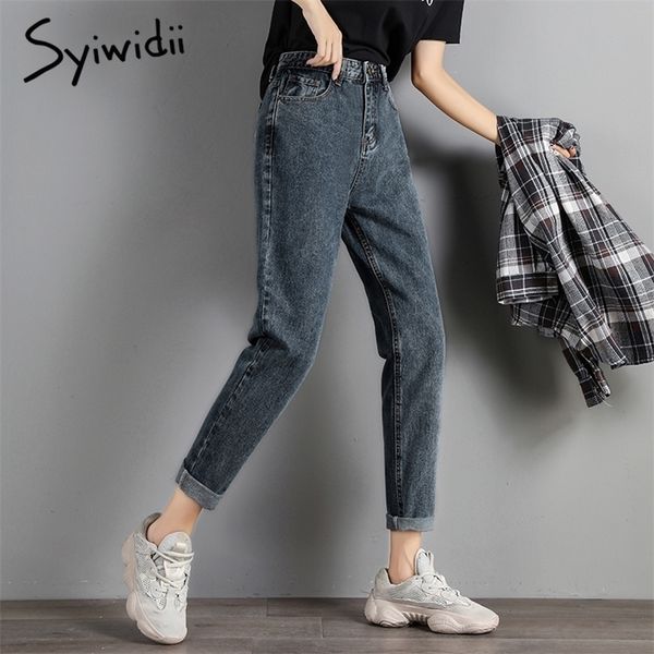 plus size mom jeans women high waist boyfriend jeans for women harem pants denim street style coated ankle-length high street 210311, Blue
plus size mom jeans women high waist boyfriend jeans for women harem pants denim street style coated ankle-length high street 210311, Blue
