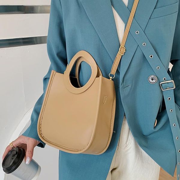 evening bags women vintage soft pu leather round ring handle bucket handbag high capacity designer crossbody bag lady chain lattice totes
evening bags women vintage soft pu leather round ring handle bucket handbag high capacity designer crossbody bag lady chain lattice totes