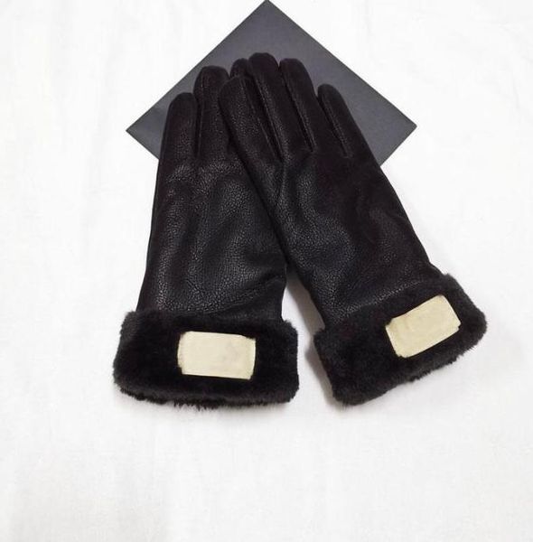 2023 design women' gloves for winter and autumn cashmere mittens gloves with lovely fur ball outdoor sport winter gloves, Blue;gray
2023 design women' gloves for winter and autumn cashmere mittens gloves with lovely fur ball outdoor sport winter gloves, Blue;gray