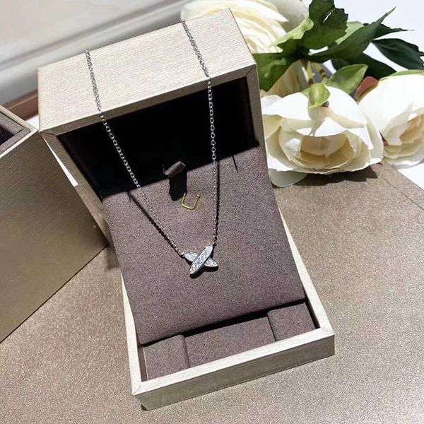women's cubic zirconia necklace and pendant, luxury jewelry, geometry, letter x, shiny, z204, Silver
women's cubic zirconia necklace and pendant, luxury jewelry, geometry, letter x, shiny, z204, Silver
