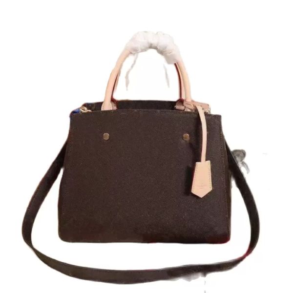 2022designers handbag ladies chain shoulder bag patent leather luxurys evening bags cross body bag wallet
2022designers handbag ladies chain shoulder bag patent leather luxurys evening bags cross body bag wallet