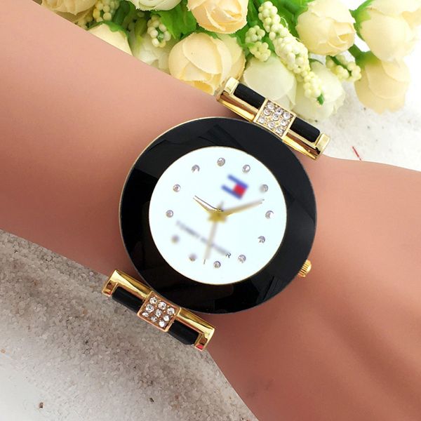 fashion ring diamond exquisite women's watch leisure large dial temperament versatile student trend korean simple watch, Slivery;brown
fashion ring diamond exquisite women's watch leisure large dial temperament versatile student trend korean simple watch, Slivery;brown
