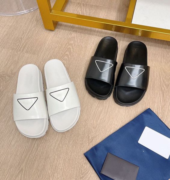 slippers 2021 summer new patent leather flip flops thick bottom flip flops beach shoes for women zly, Black
slippers 2021 summer new patent leather flip flops thick bottom flip flops beach shoes for women zly, Black